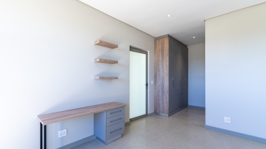 4 Bedroom Property for Sale in Oubaai Western Cape